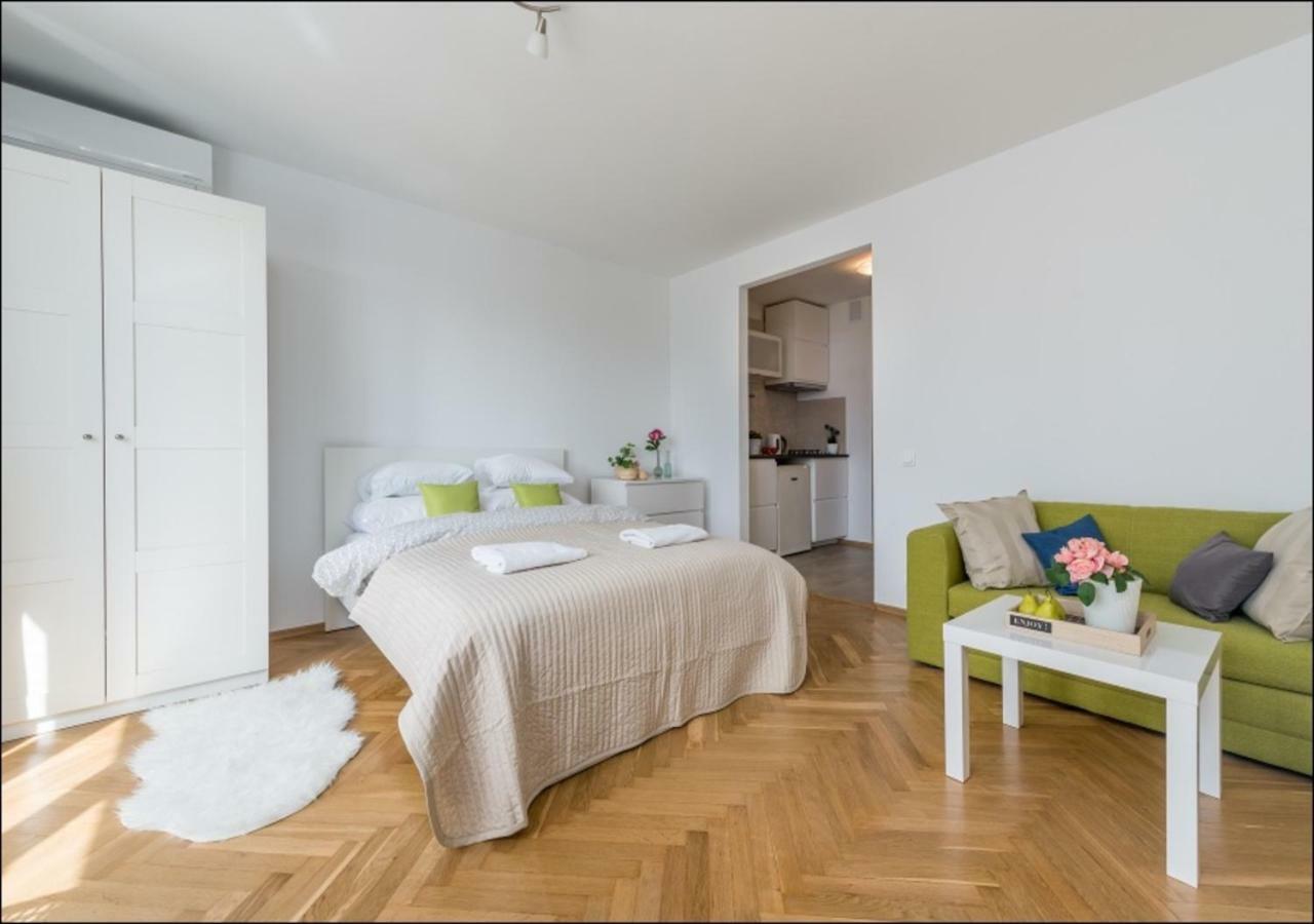 P&O Apartments Dworzec Centralny Warszawa Zewnętrze zdjęcie